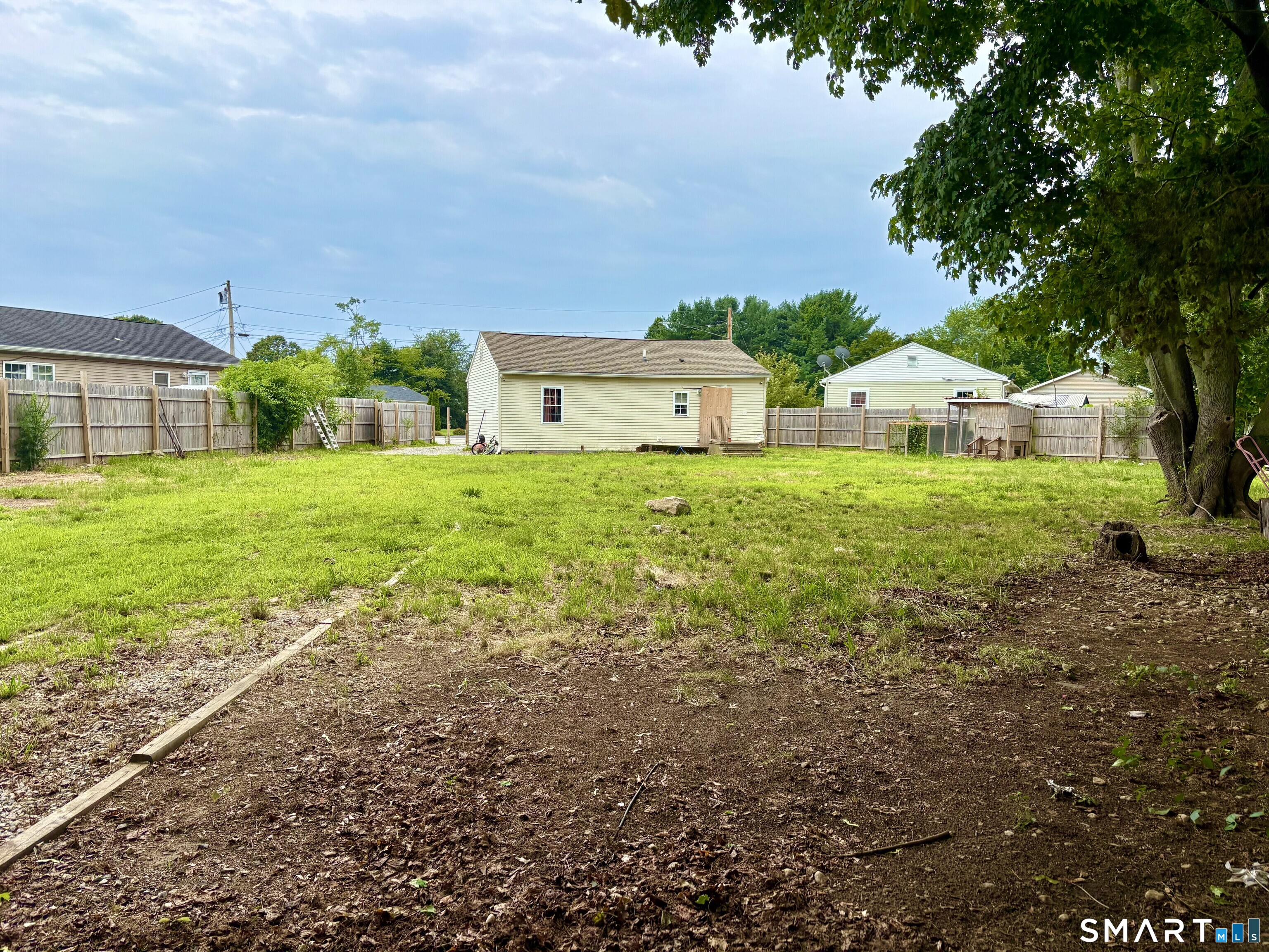 16 Utica Court Groton CT 06340