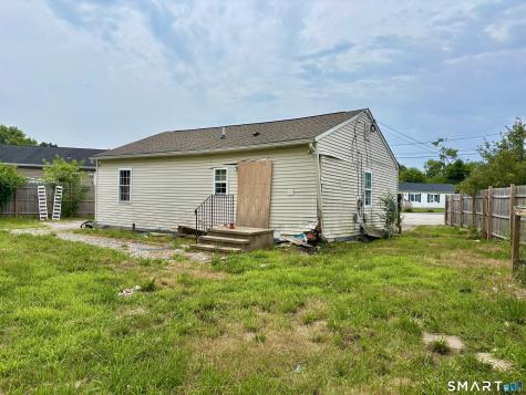 16 Utica Court Groton CT 06340