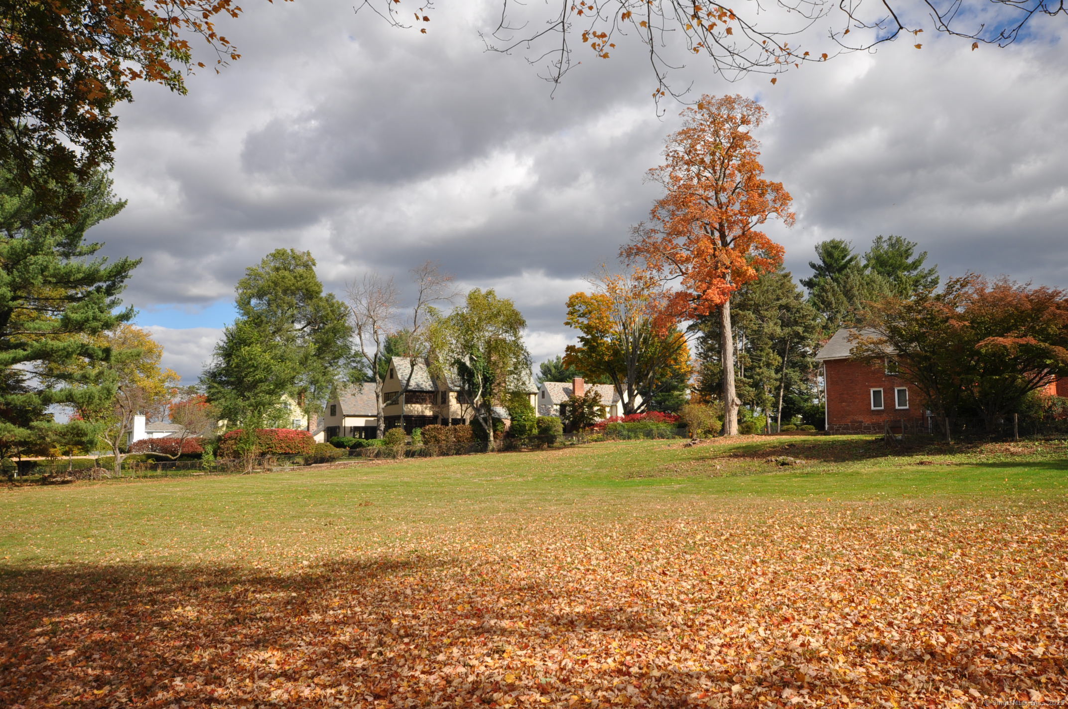 165 Bloomfield Avenue West Hartford CT 06105