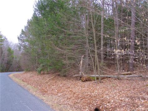 3 Windsor Lane New Hartford CT 06057