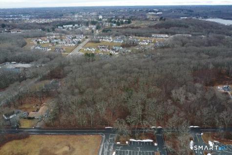 Briar Hill Road Groton CT 06340