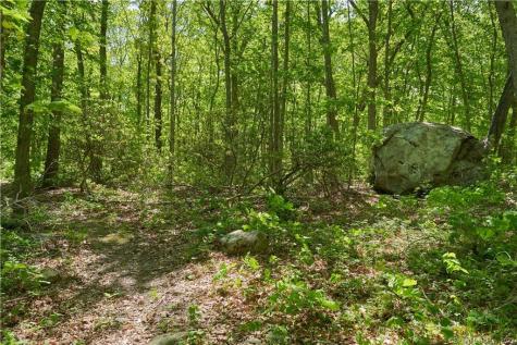 12 Bowhay Hill Road Branford CT 06405