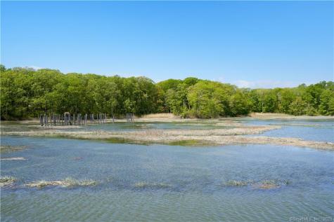 12 Bowhay Hill Road Branford CT 06405