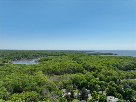 12 Bowhay Hill Road Branford CT 06405