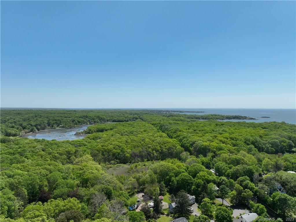 12 Bowhay Hill Road Branford CT 06405