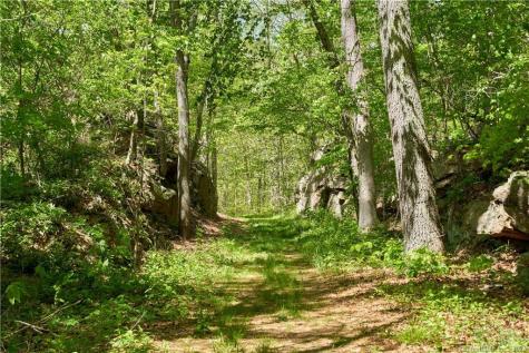 12 Bowhay Hill Road Branford CT 06405