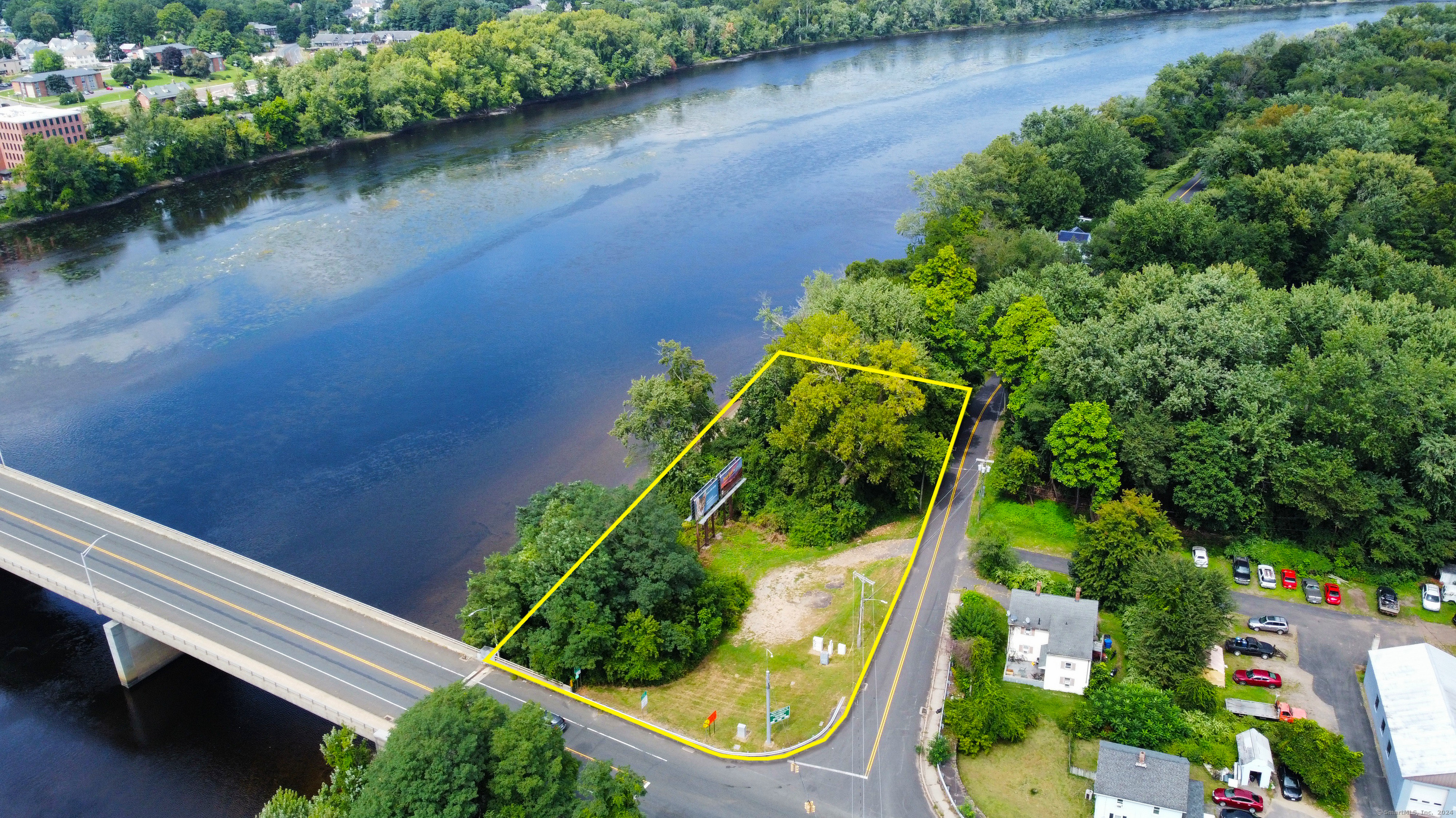 North Water Street East Windsor CT 06088