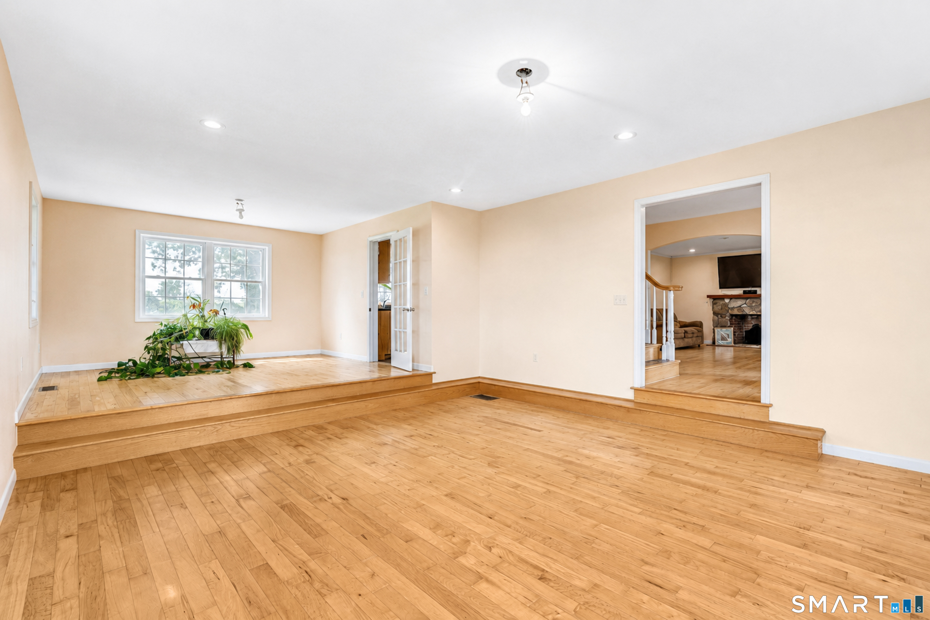 91-A Wintechog Hill Road North Stonington CT 06359