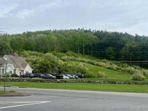 80 Averill Road Pomfret CT 06259