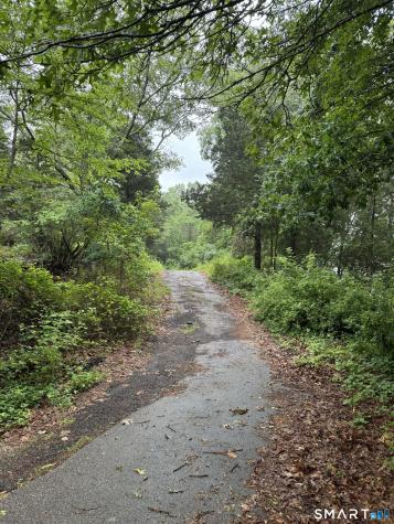 811 Stonington Road Stonington CT 06378