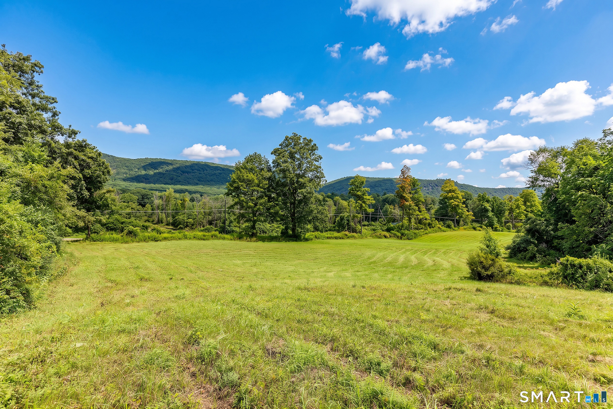 471(4) Undermountain Road Salisbury CT 06068