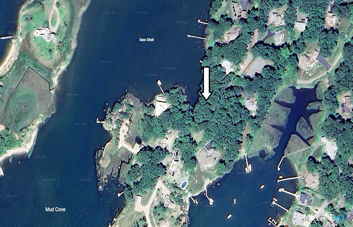 28 Money Point Road Stonington CT 06355