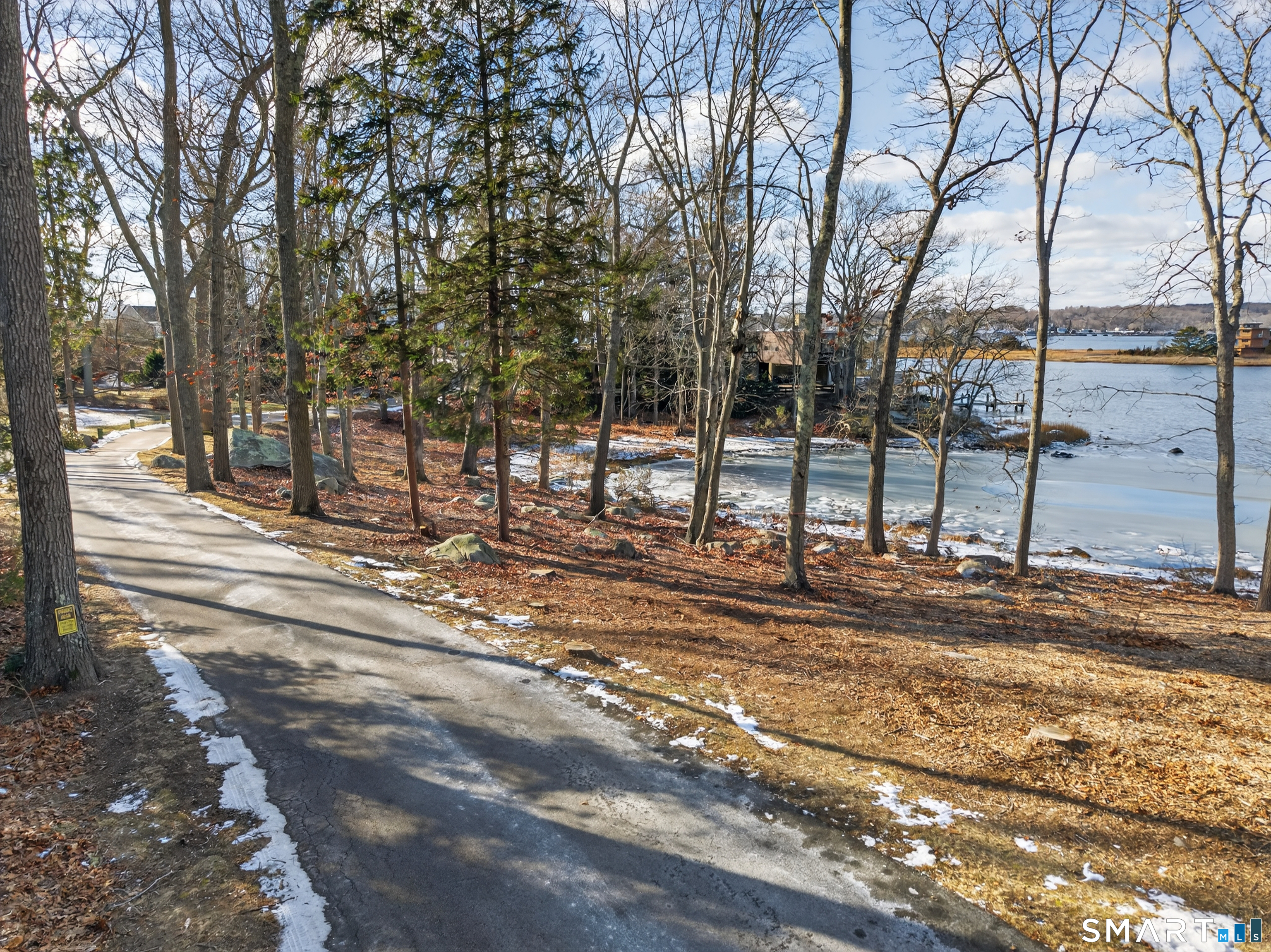 28 Money Point Road Stonington CT 06355