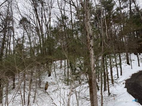 52 Shingle Mill Road Simsbury CT 06092