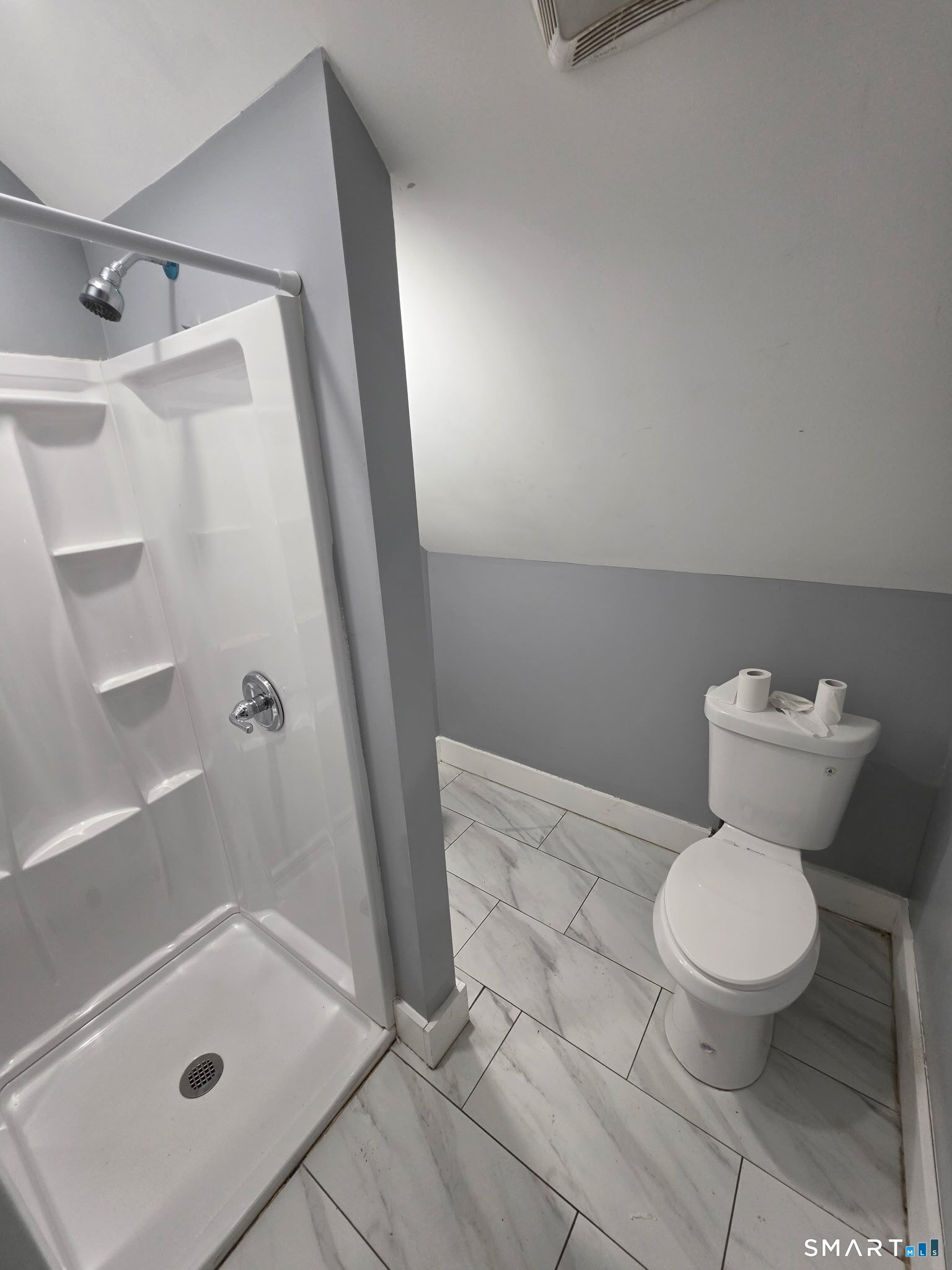 215-217 Deforest Avenue Bridgeport CT 06607