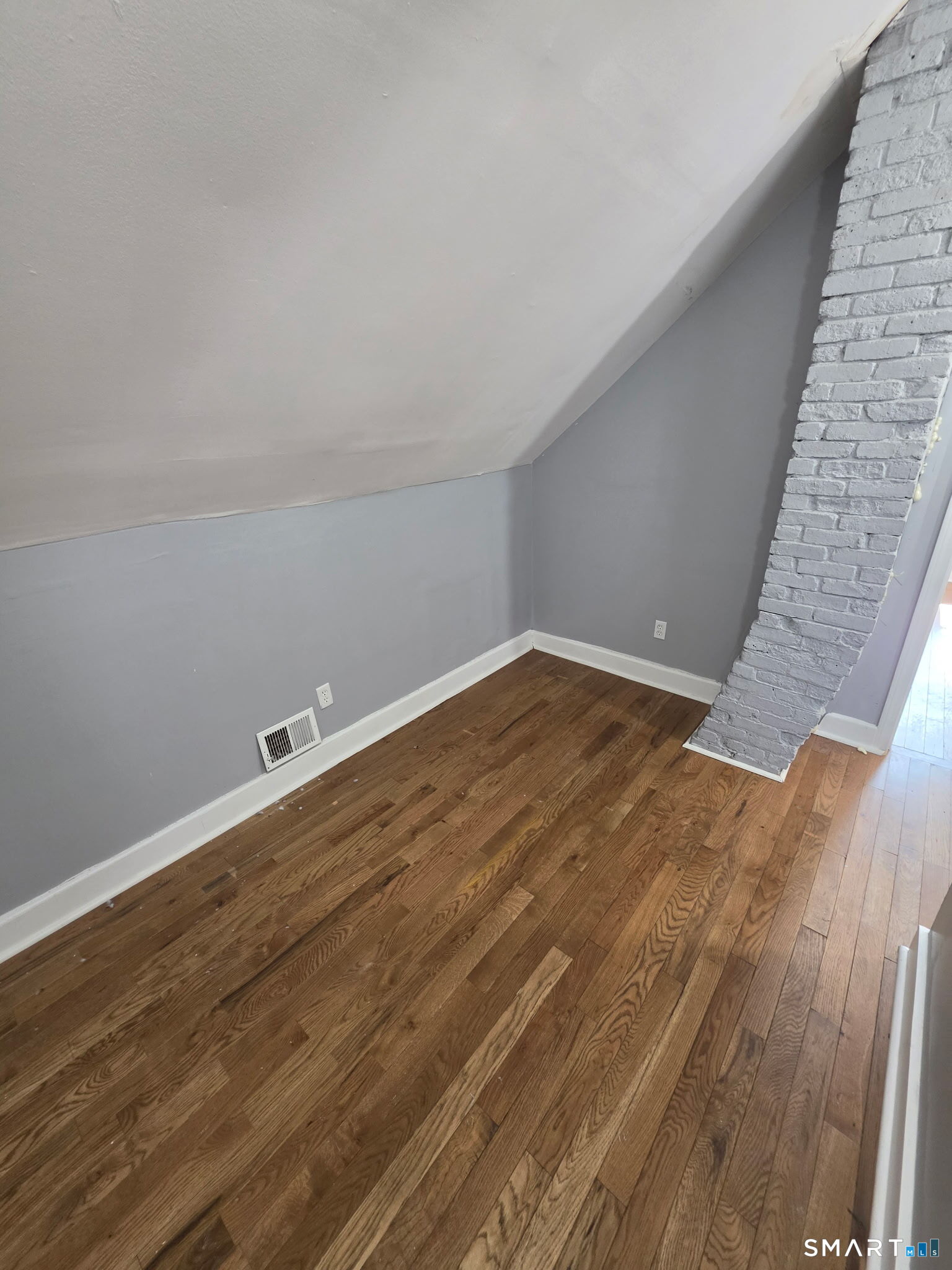 215-217 Deforest Avenue Bridgeport CT 06607