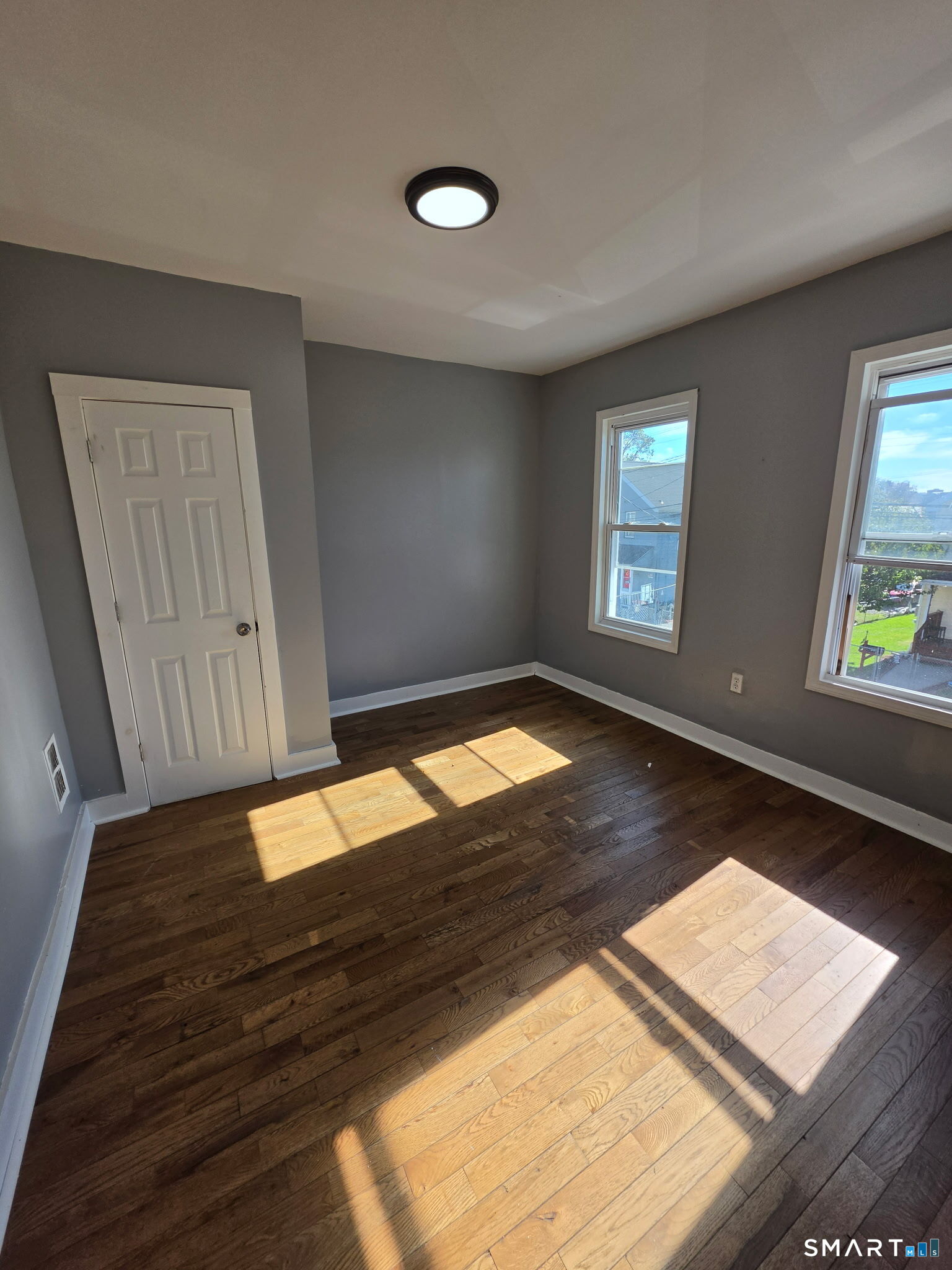 215-217 Deforest Avenue Bridgeport CT 06607