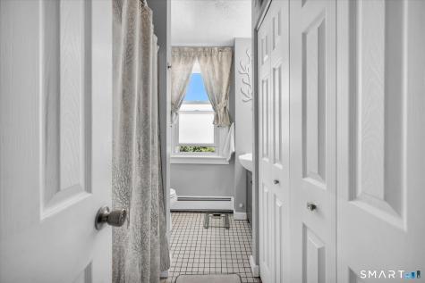 36 Hemingway Avenue East Haven CT 06512
