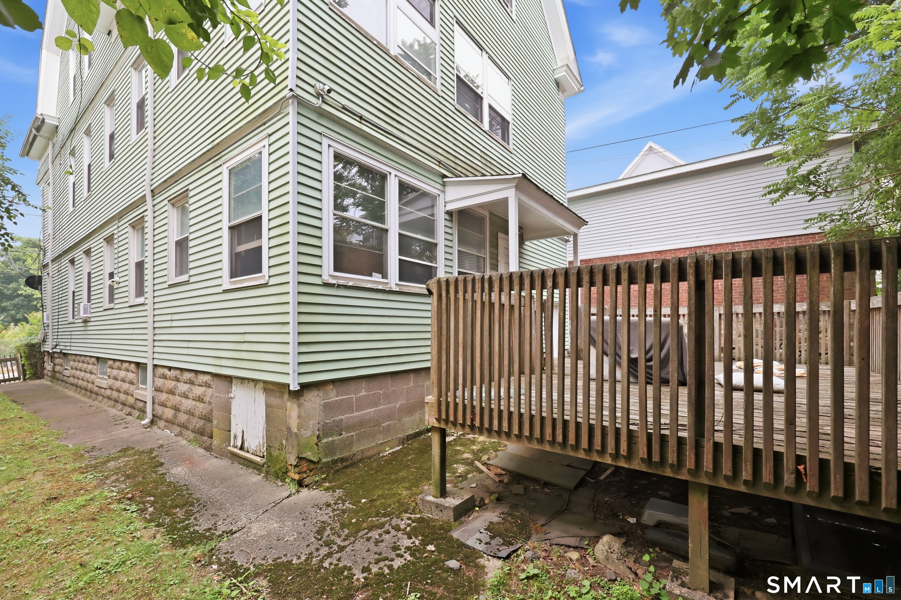 15 Matson Court Waterbury CT 06704