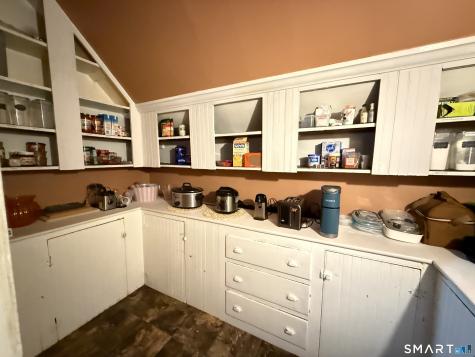15 Matson Court Waterbury CT 06704
