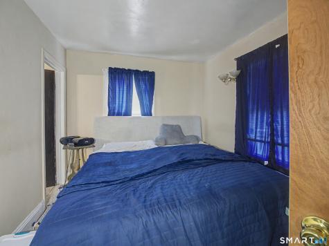 68 Rowan Street Danbury CT 06810