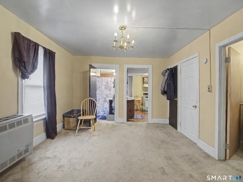 68 Rowan Street Danbury CT 06810
