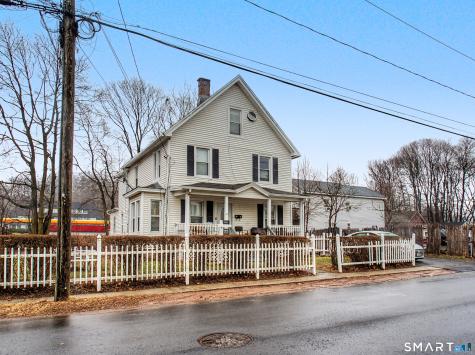 68 Rowan Street Danbury CT 06810