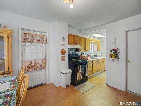 68 Rowan Street Danbury CT 06810