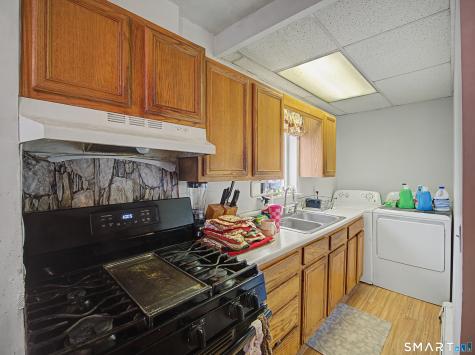 68 Rowan Street Danbury CT 06810