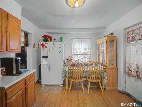 68 Rowan Street Danbury CT 06810