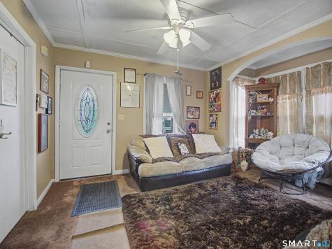 68 Rowan Street Danbury CT 06810