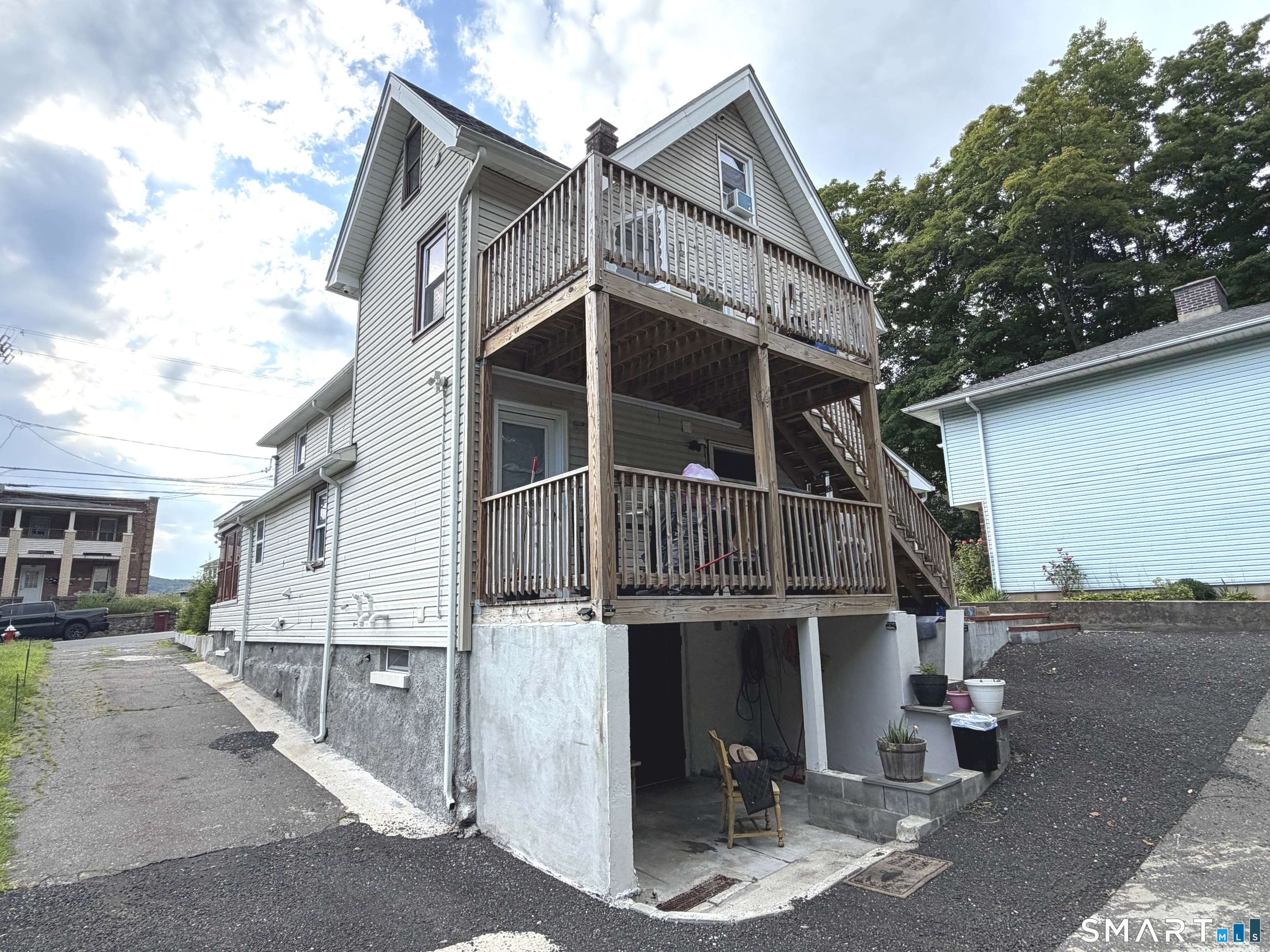 59 High Street Naugatuck CT 06770