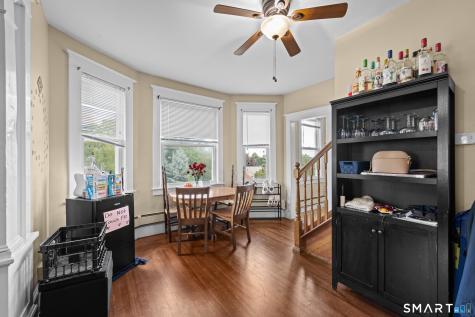 88 Riverview Avenue New London CT 06320