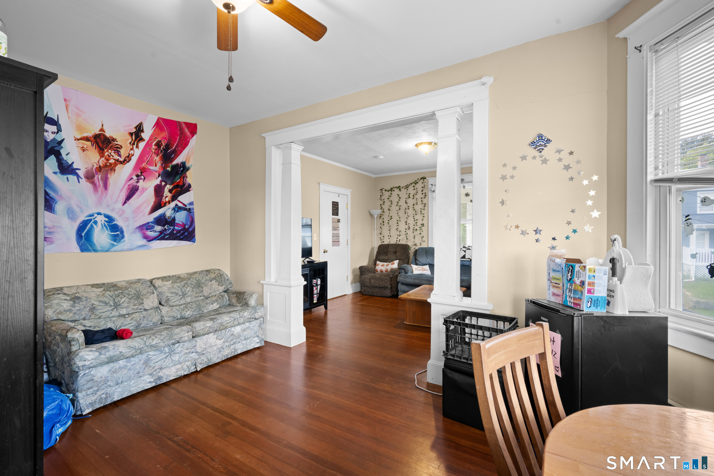 88 Riverview Avenue New London CT 06320