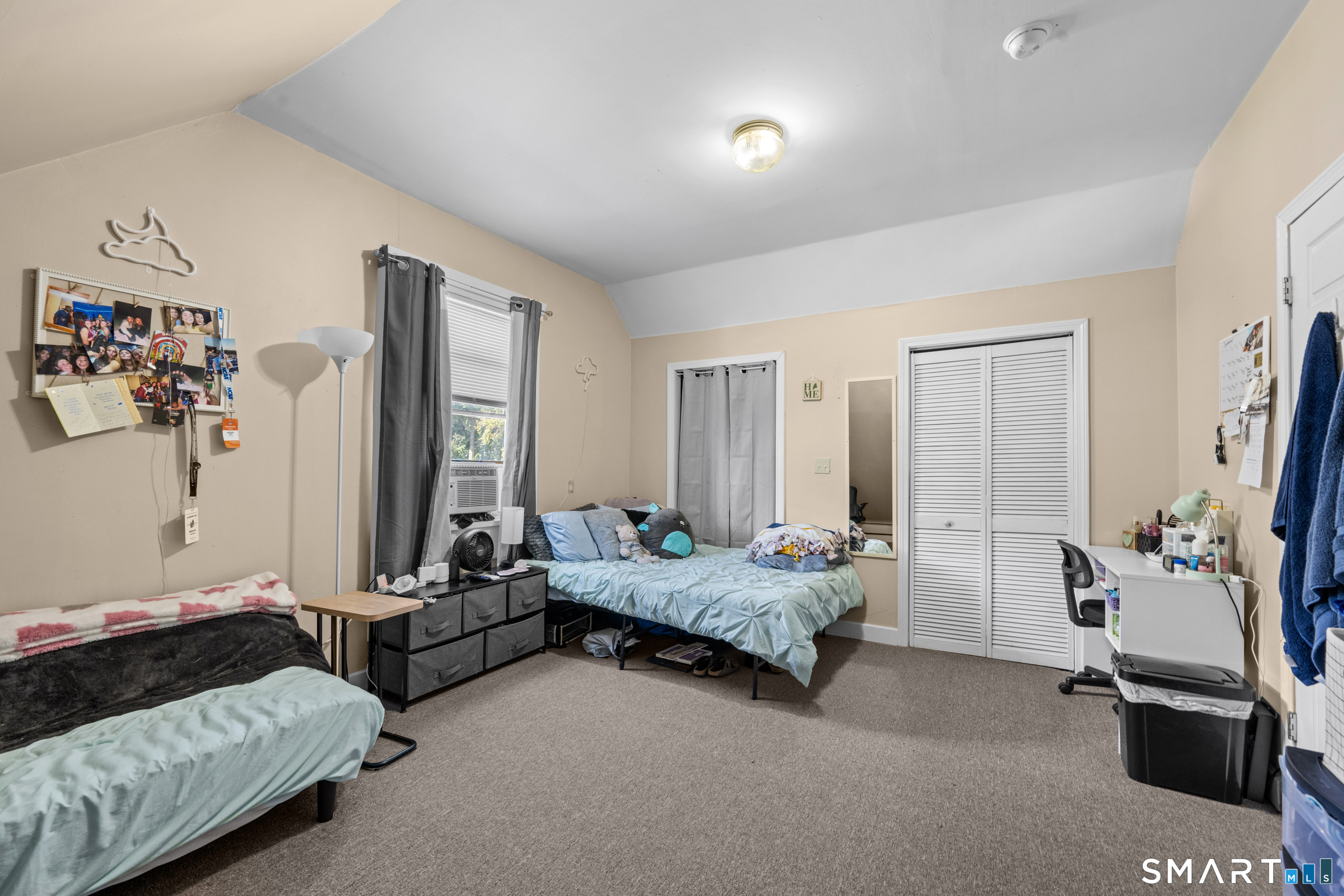 88 Riverview Avenue New London CT 06320