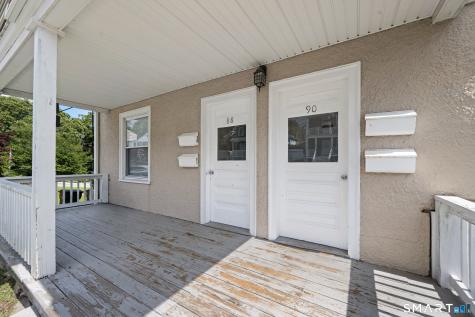 88 Riverview Avenue New London CT 06320