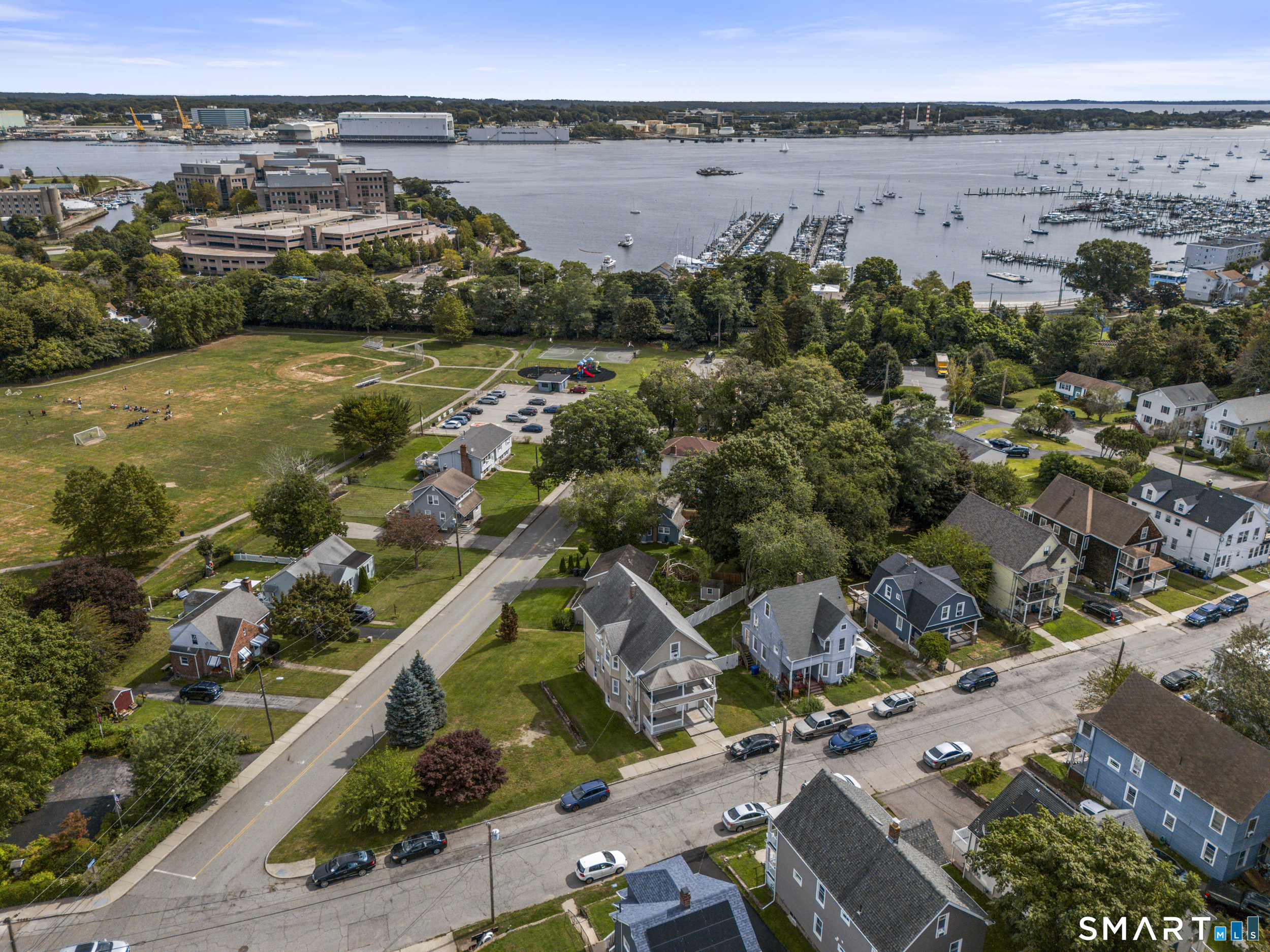 88 Riverview Avenue New London CT 06320
