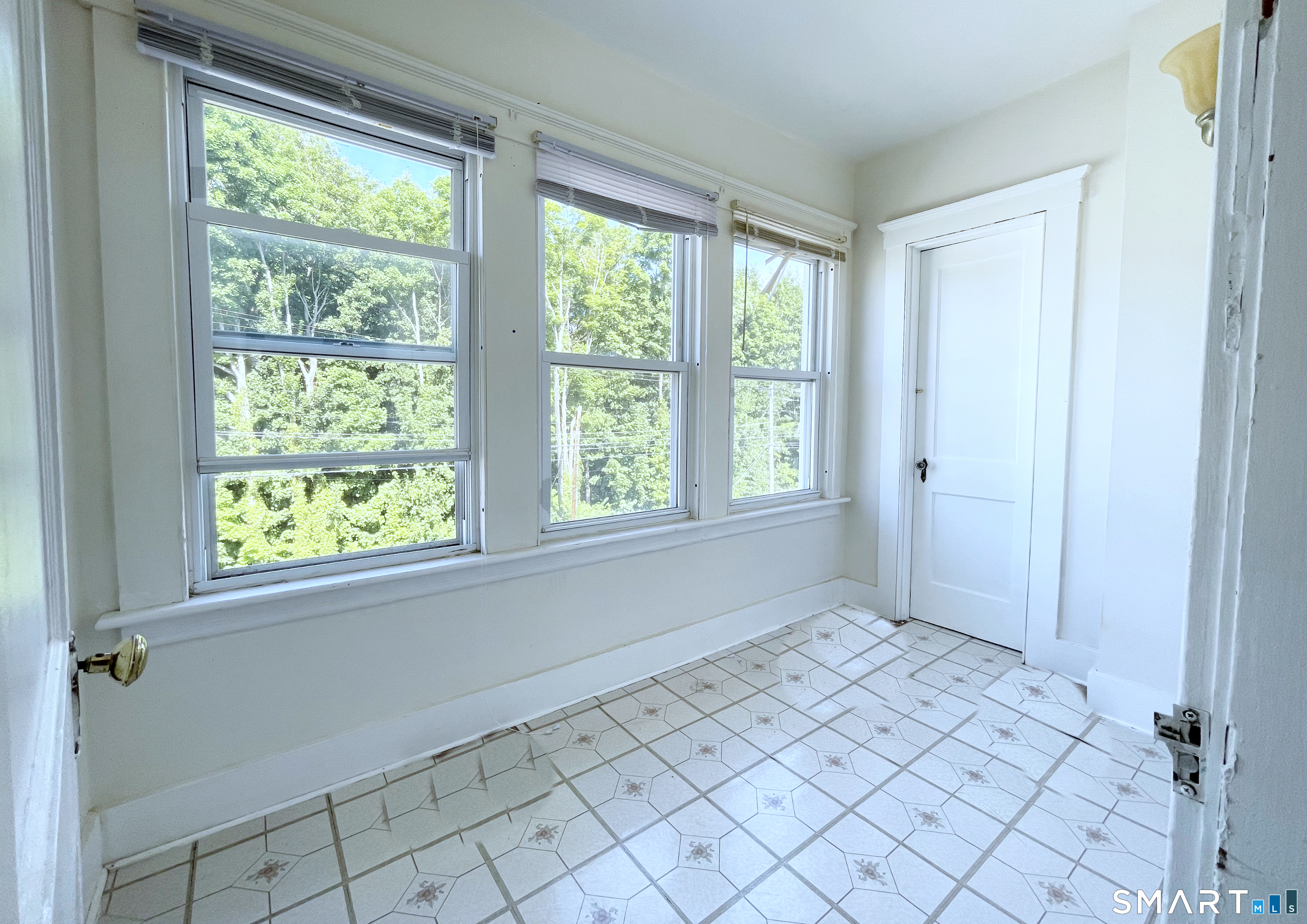 284 North Main Street Ansonia CT 06401