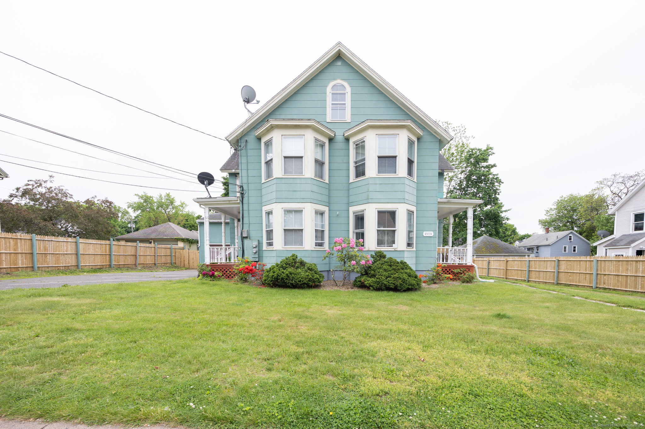 86 School Street Manchester CT 06040