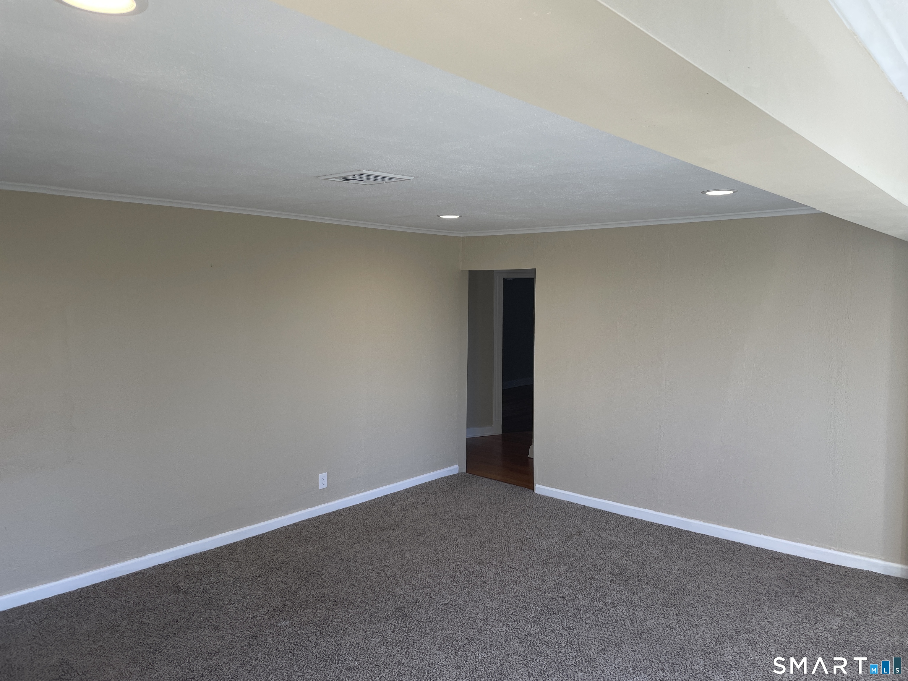 595 North Main Street Suffield CT 06078