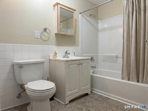 595 North Main Street Suffield CT 06078