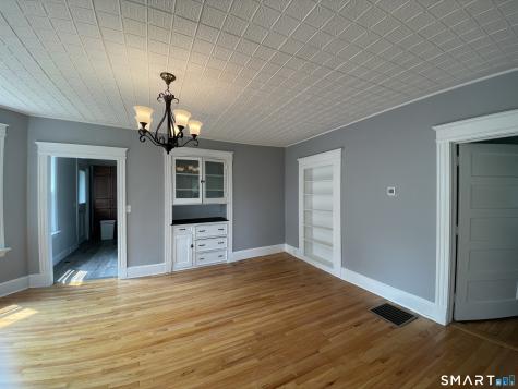 595 North Main Street Suffield CT 06078