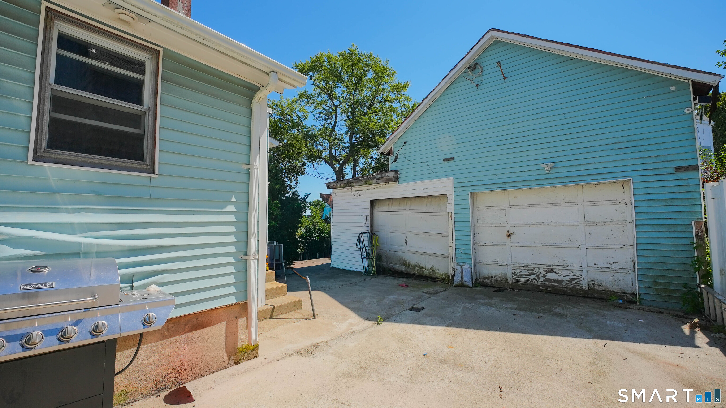 297 Laurel Avenue Bridgeport CT 06605