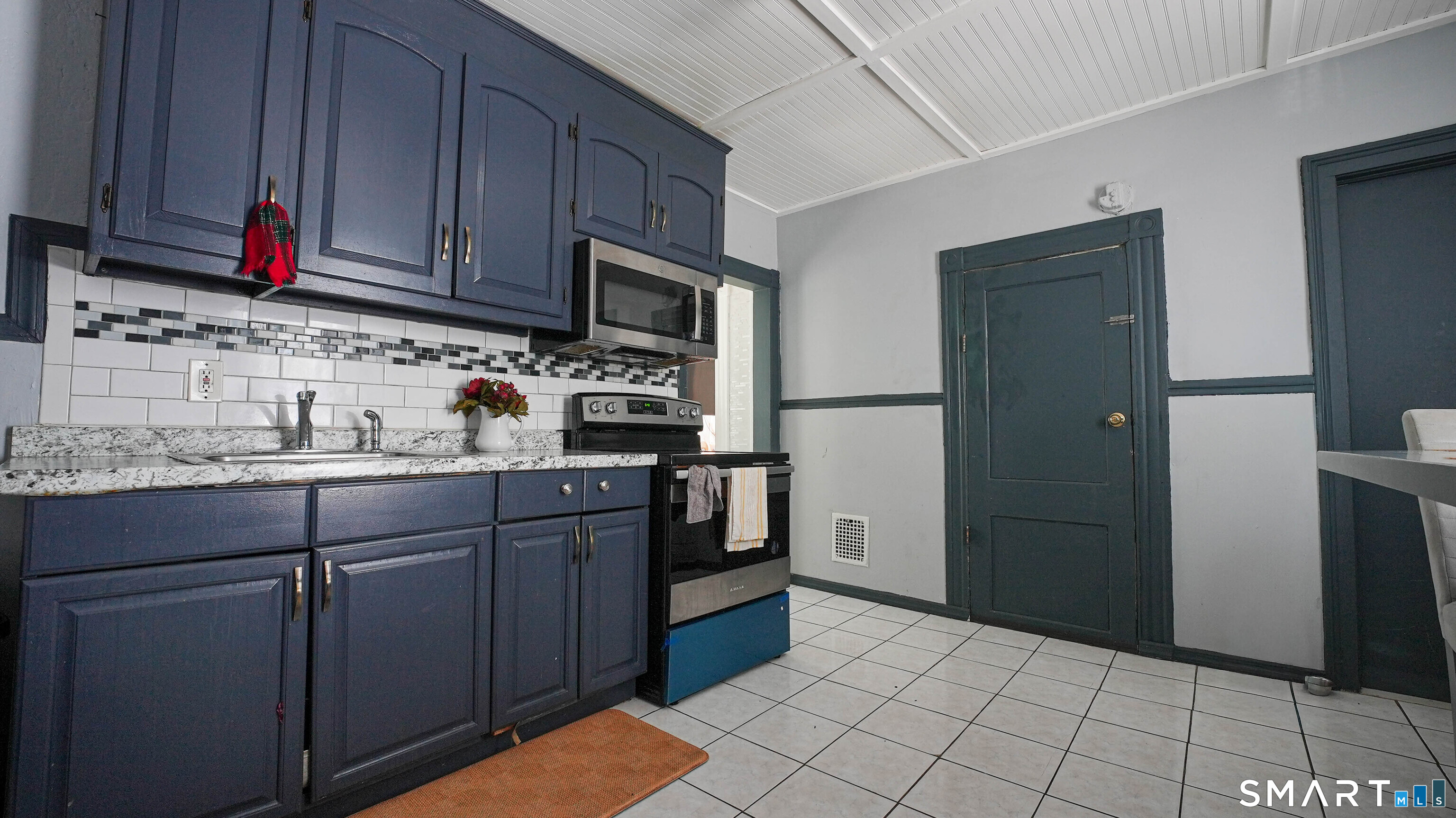 297 Laurel Avenue Bridgeport CT 06605