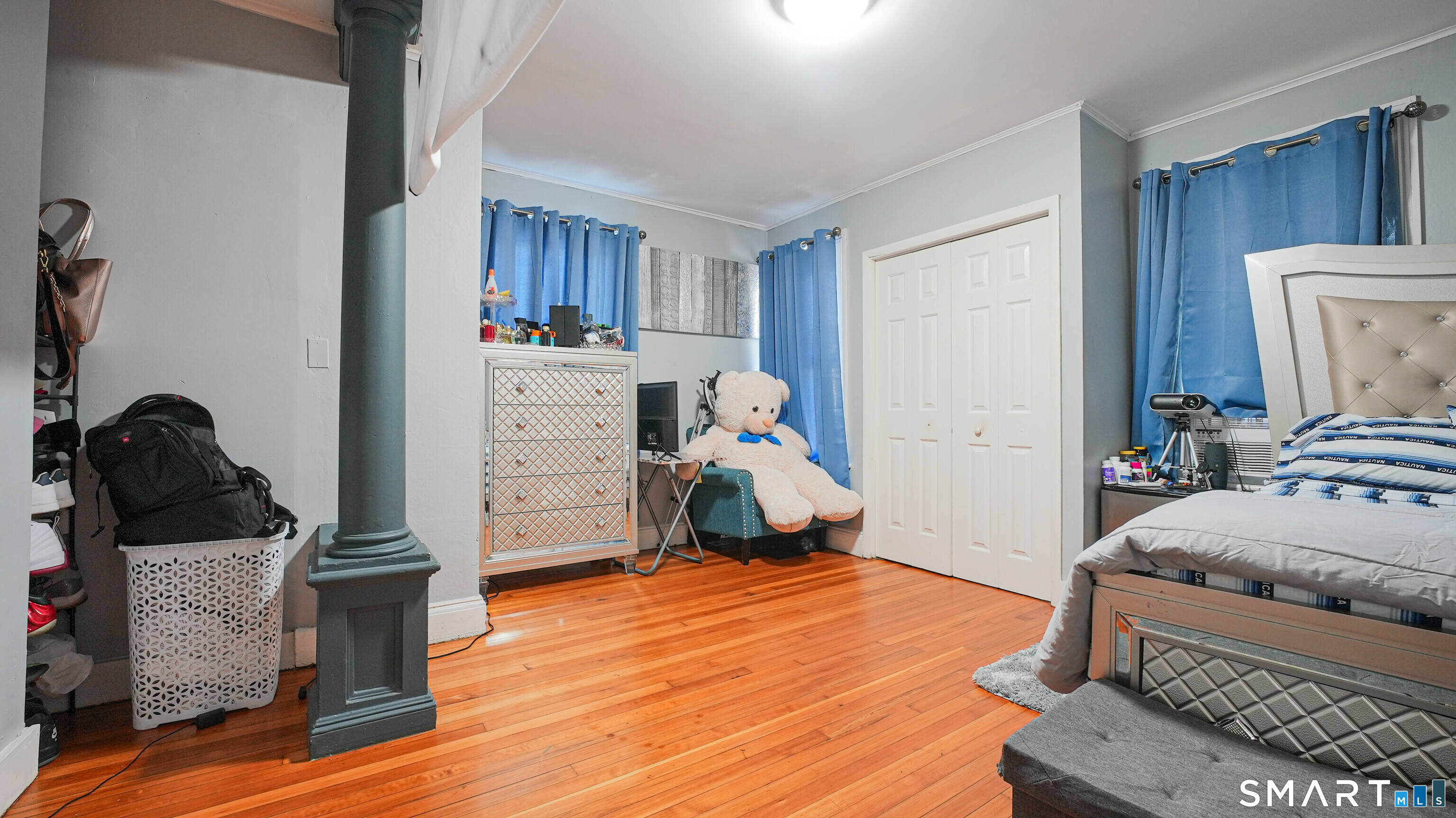 297 Laurel Avenue Bridgeport CT 06605