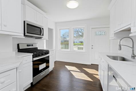 352 Marlborough Terrace Fairfield CT 06825