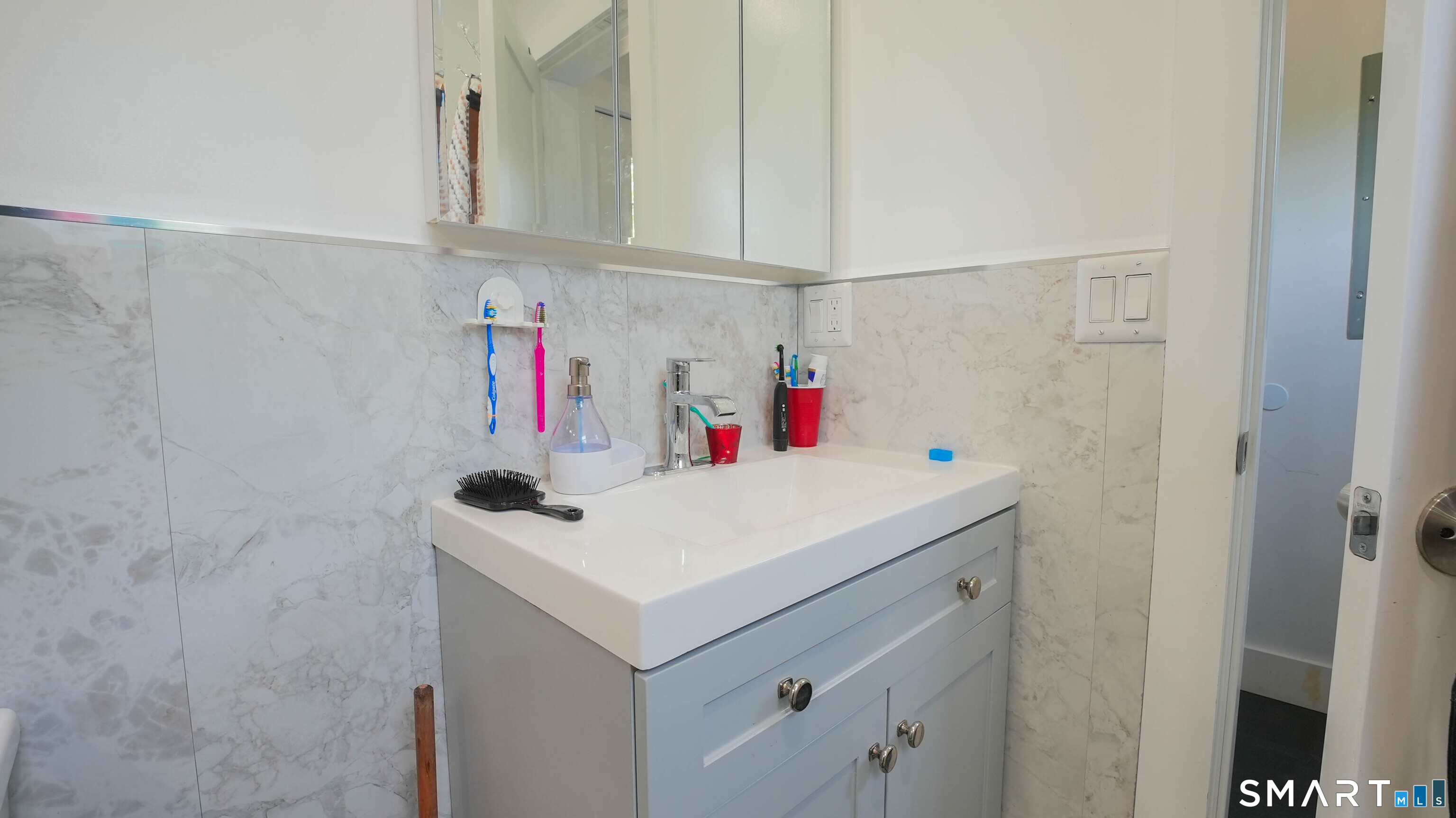 849 Frost Road Waterbury CT 06705