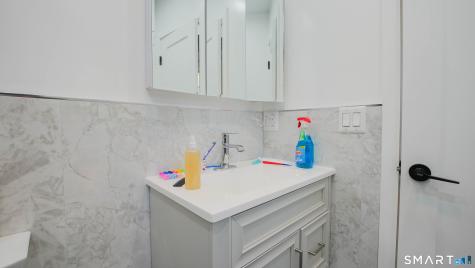 849 Frost Road Waterbury CT 06705