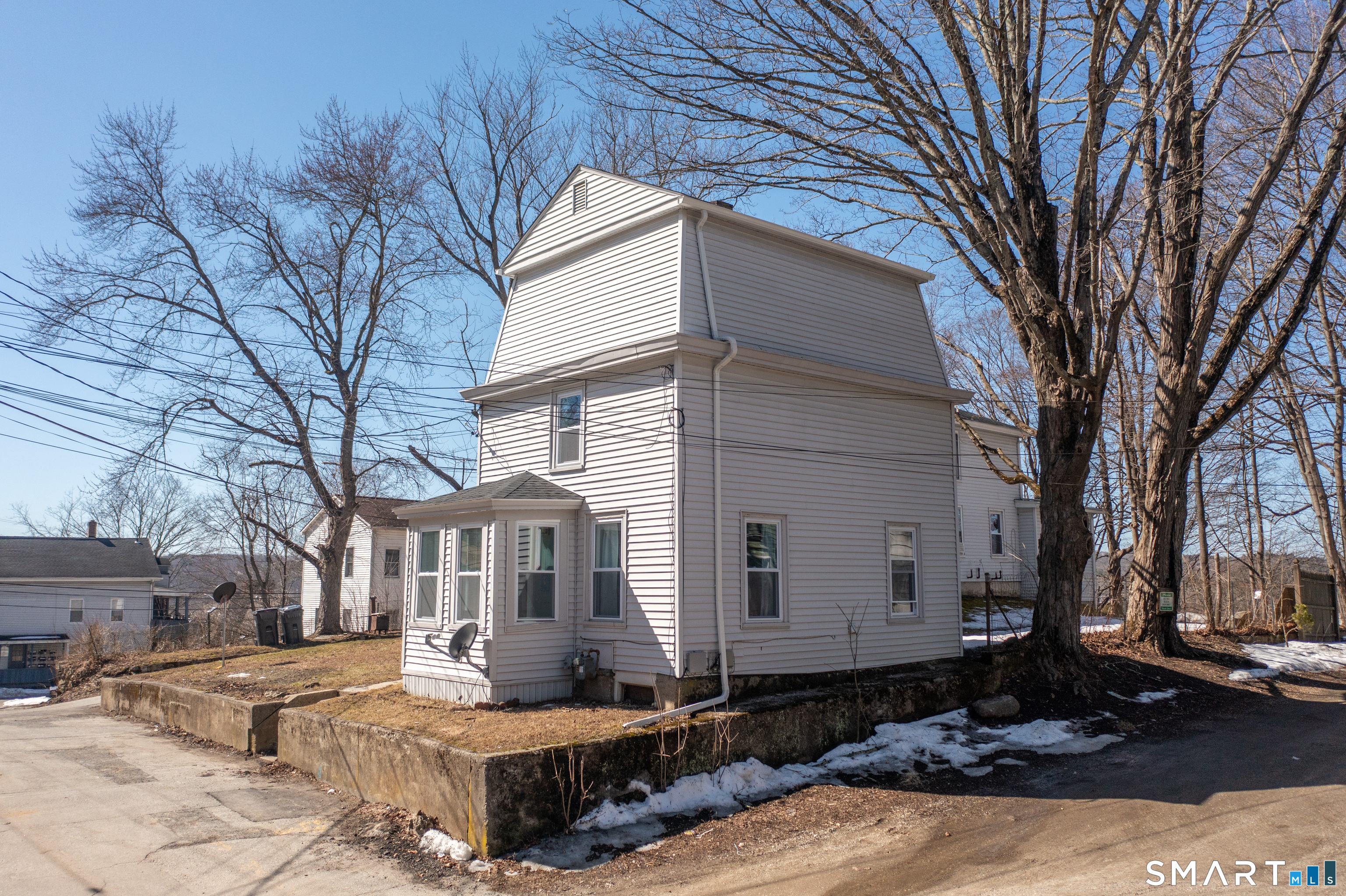 2-12 Lyon Street Putnam CT 06260
