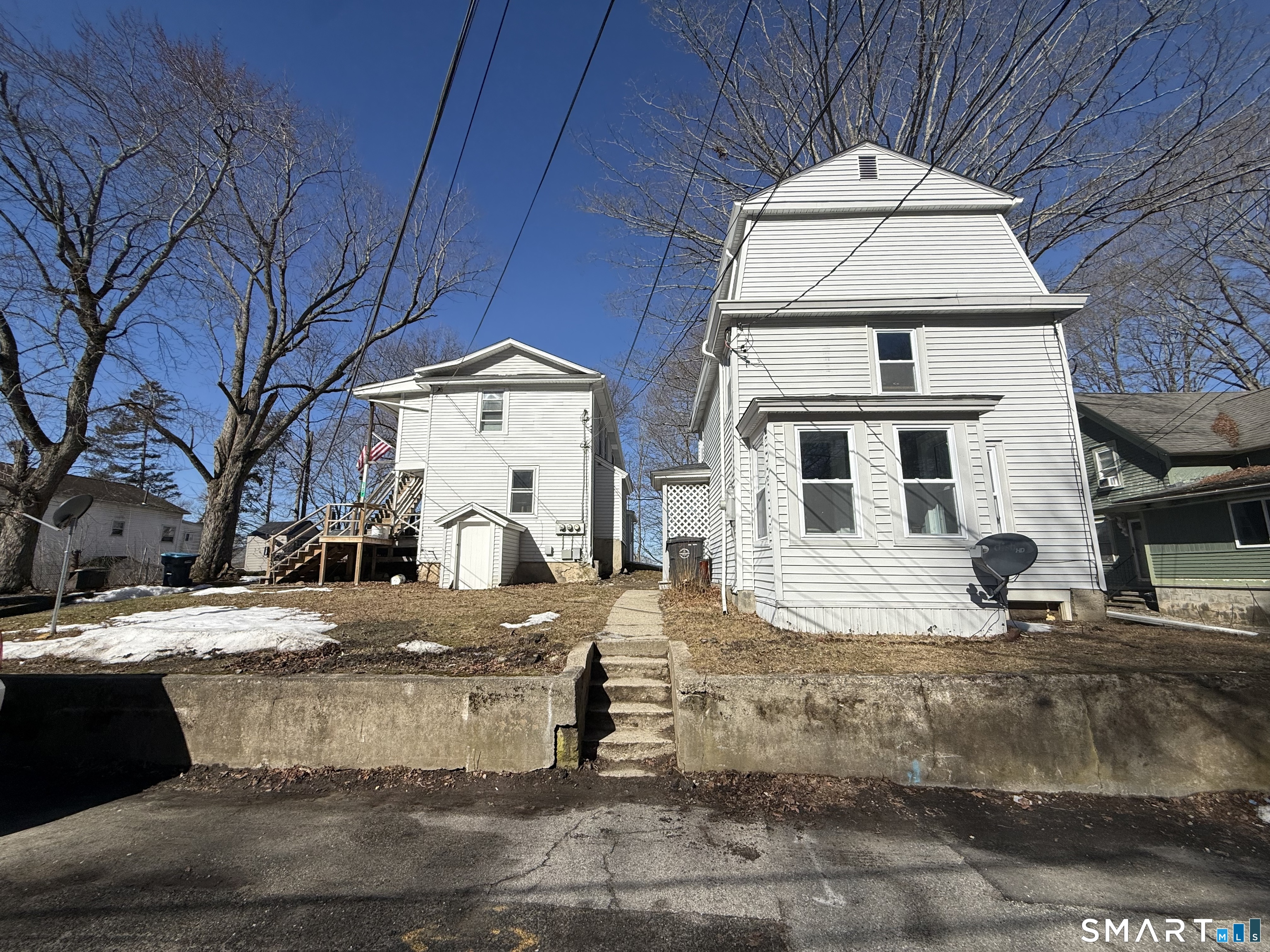 2-12 Lyon Street Putnam CT 06260